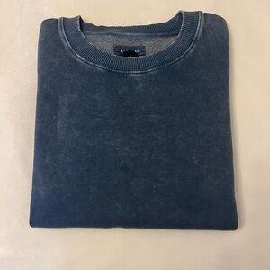American Eagle Outfitters Women's Washed Blue Sweatshirt